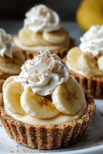 No-bake Mini Banana Cream Pies