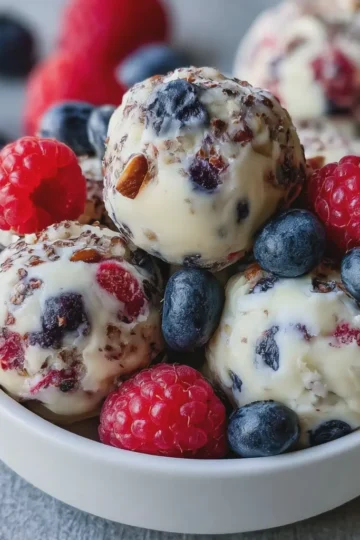 Greek Yogurt Protein Bites with Berries
