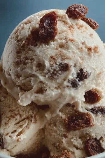 Cinnamon Raisin Frozen Yogurt