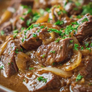 Crockpot French Onion Beef Tips and Gravy