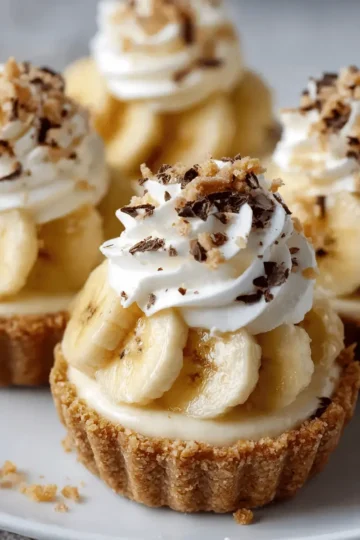 No-Bake Mini Banana Cream Pies